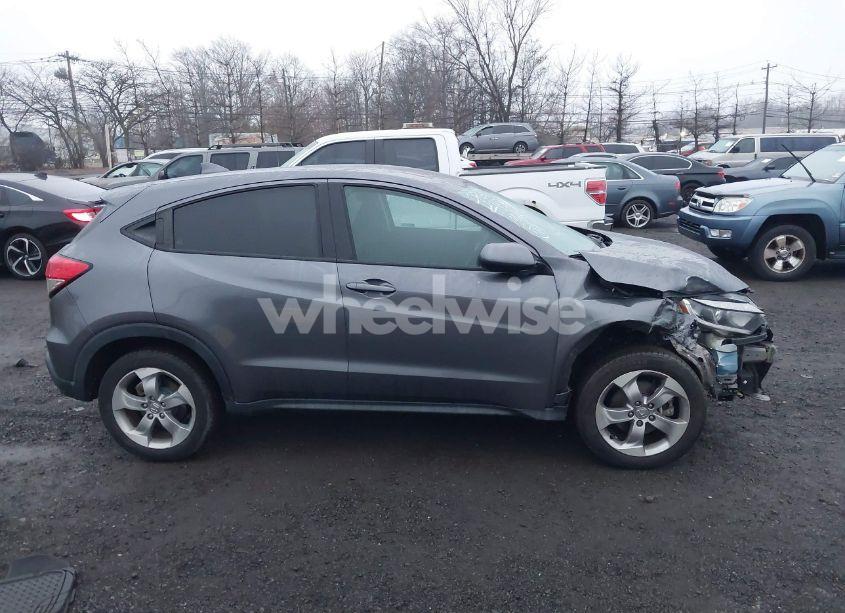 Photo 13 of 2022 Honda Hr-v AWD LX (VIN 3CZRU6H33NM726494)