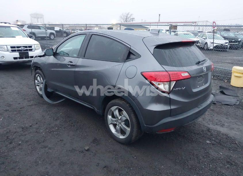 Photo 3 of 2022 Honda Hr-v AWD LX (VIN 3CZRU6H33NM726494)