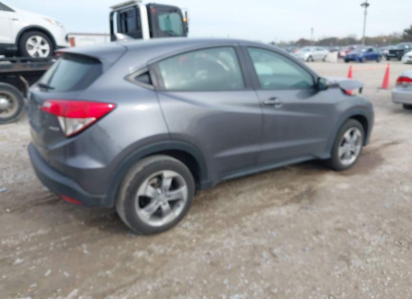 Photo 4 of 2022 Honda Hr-v AWD LX (VIN 3CZRU6H33NM774495)
