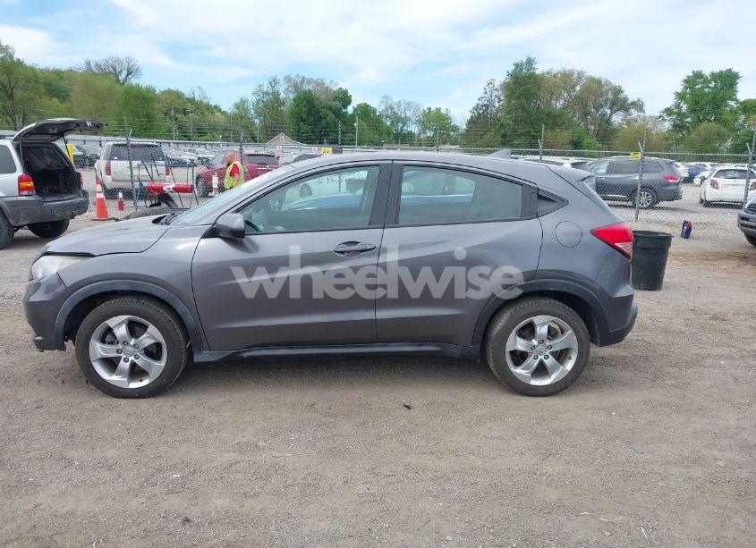 Photo 14 of 2016 Honda Hr-v LX (VIN 3CZRU6H34GM736101)