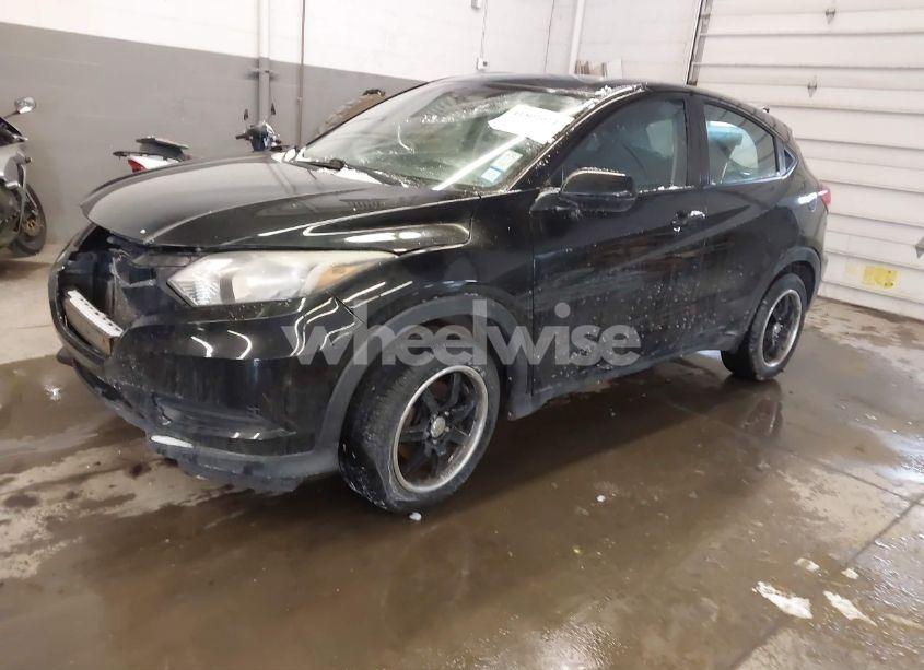 Photo 2 of 2016 Honda Hr-v LX (VIN 3CZRU6H34GM766974)