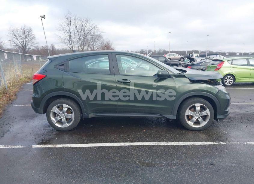 Photo 13 of 2017 Honda Hr-v LX (VIN 3CZRU6H34HG704684)