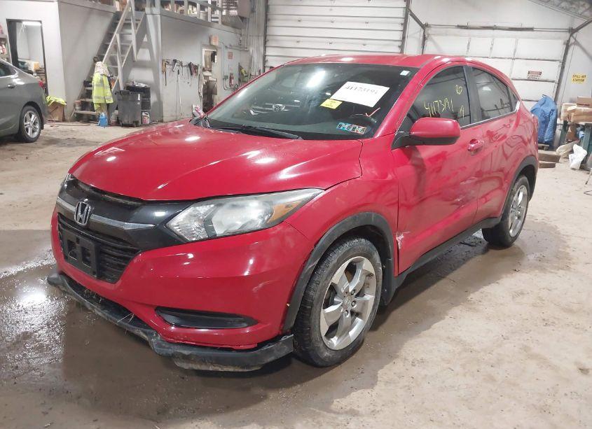 Photo 2 of 2017 Honda Hr-v LX (VIN 3CZRU6H34HM725214)
