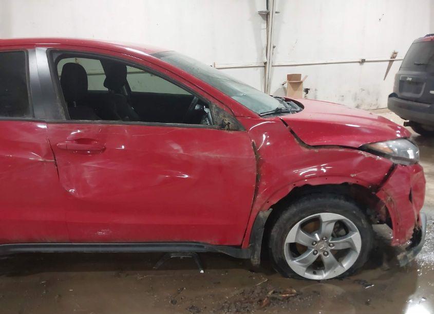 Photo 6 of 2017 Honda Hr-v LX (VIN 3CZRU6H34HM725214)