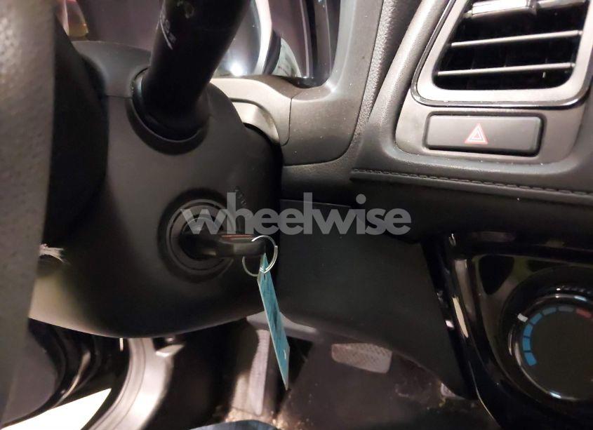 Photo 11 of 2019 Honda Hr-v LX (VIN 3CZRU6H34KG703977)