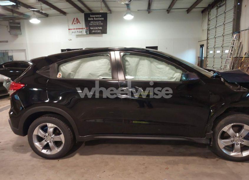 Photo 13 of 2019 Honda Hr-v LX (VIN 3CZRU6H34KG703977)