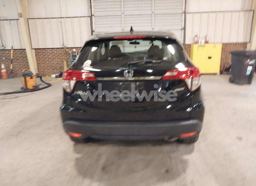 Photo 16 of 2019 Honda Hr-v LX (VIN 3CZRU6H34KG703977)