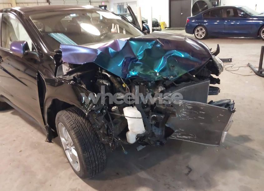 Photo 6 of 2019 Honda Hr-v LX (VIN 3CZRU6H34KG703977)