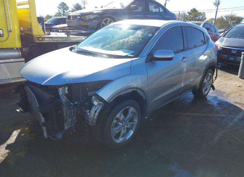 Photo 2 of 2019 Honda Hr-v LX (VIN 3CZRU6H34KG708404)