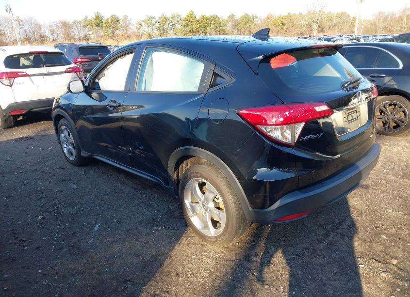 Photo 3 of 2019 Honda Hr-v LX (VIN 3CZRU6H34KM718092)