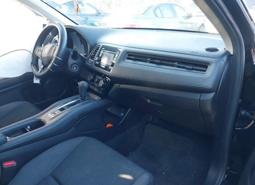 Photo 5 of 2019 Honda Hr-v LX (VIN 3CZRU6H34KM718092)