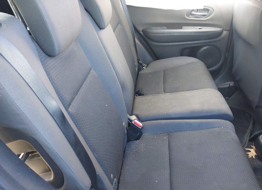 Photo 8 of 2019 Honda Hr-v LX (VIN 3CZRU6H34KM718092)