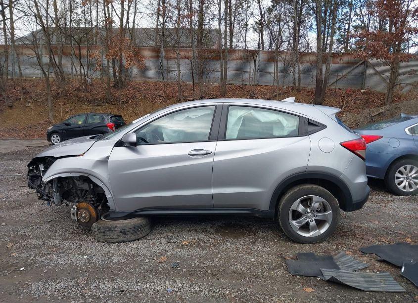 Photo 15 of 2022 Honda Hr-v AWD LX (VIN 3CZRU6H34NM740159)