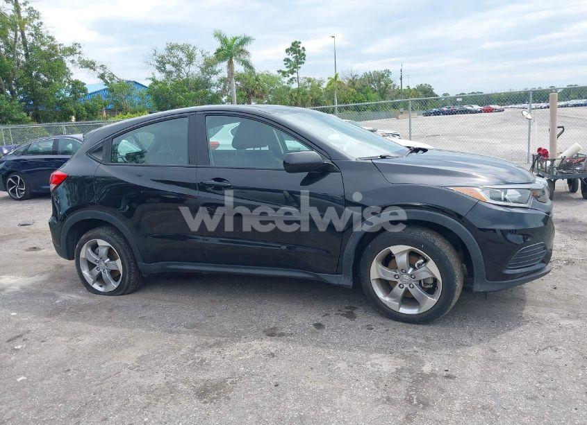 Photo 13 of 2022 Honda Hr-v AWD LX (VIN 3CZRU6H34NM761870)