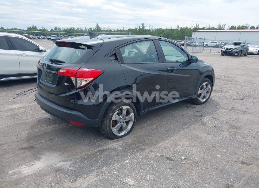 Photo 4 of 2022 Honda Hr-v AWD LX (VIN 3CZRU6H34NM761870)