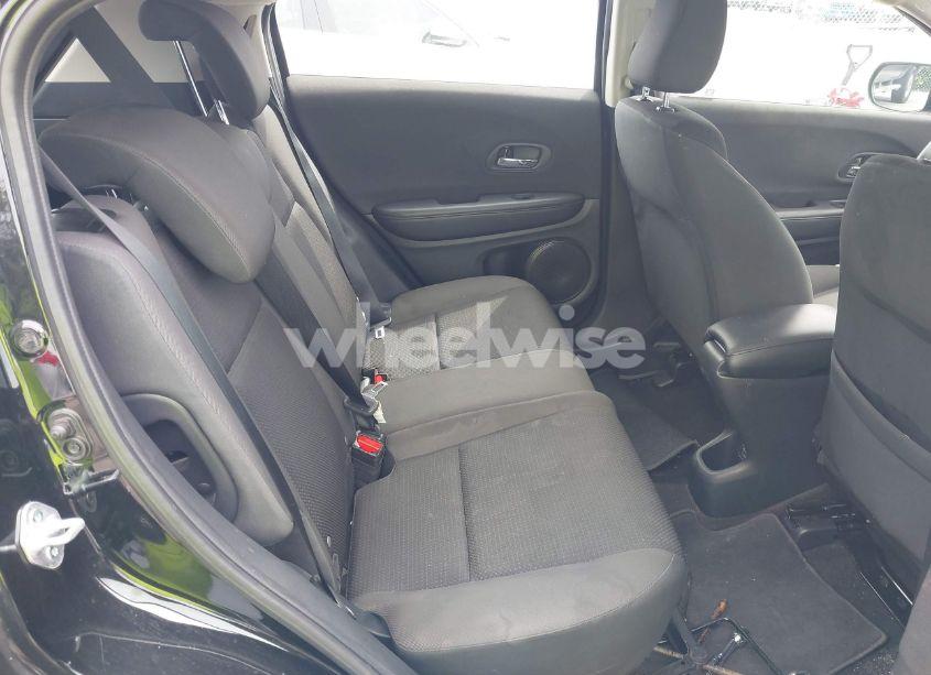 Photo 8 of 2022 Honda Hr-v AWD LX (VIN 3CZRU6H34NM761870)