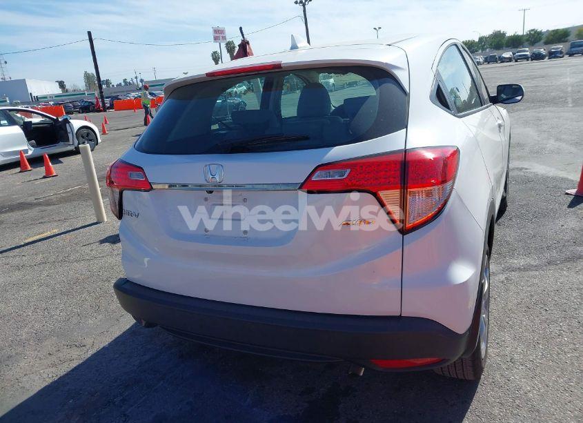 Photo 4 of 2022 Honda Hr-v AWD LX (VIN 3CZRU6H34NM768950)