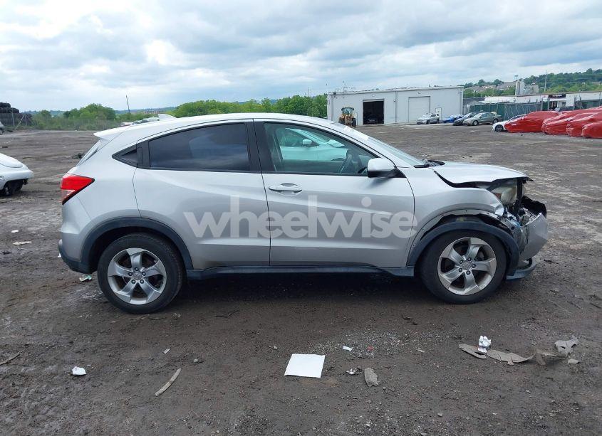 Photo 12 of 2016 Honda Hr-v LX (VIN 3CZRU6H35GM702636)