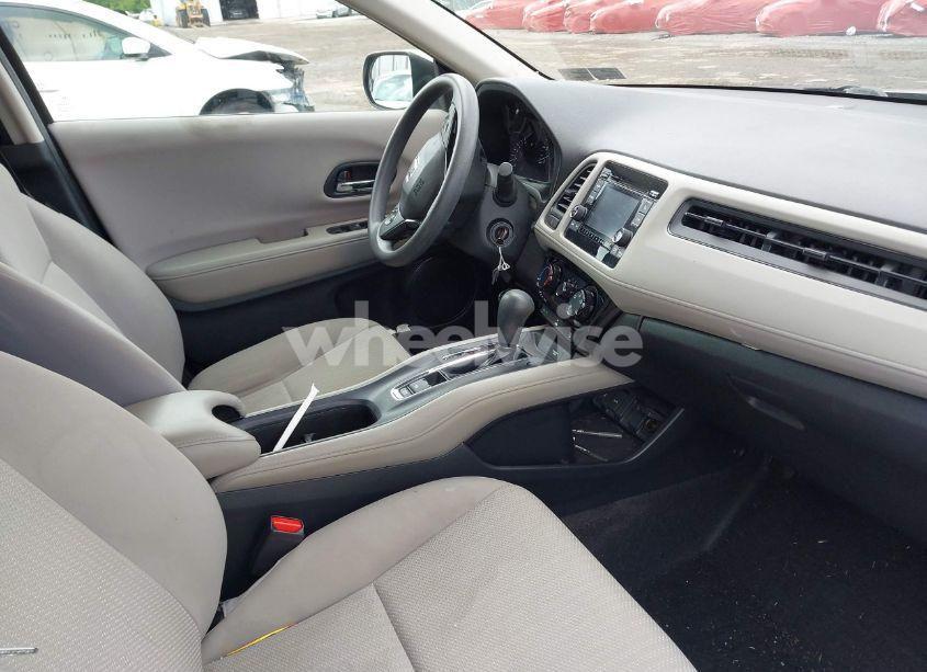 Photo 5 of 2016 Honda Hr-v LX (VIN 3CZRU6H35GM702636)