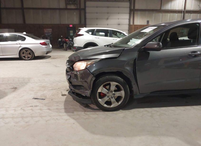 Photo 6 of 2016 Honda Hr-v LX (VIN 3CZRU6H35GM722661)