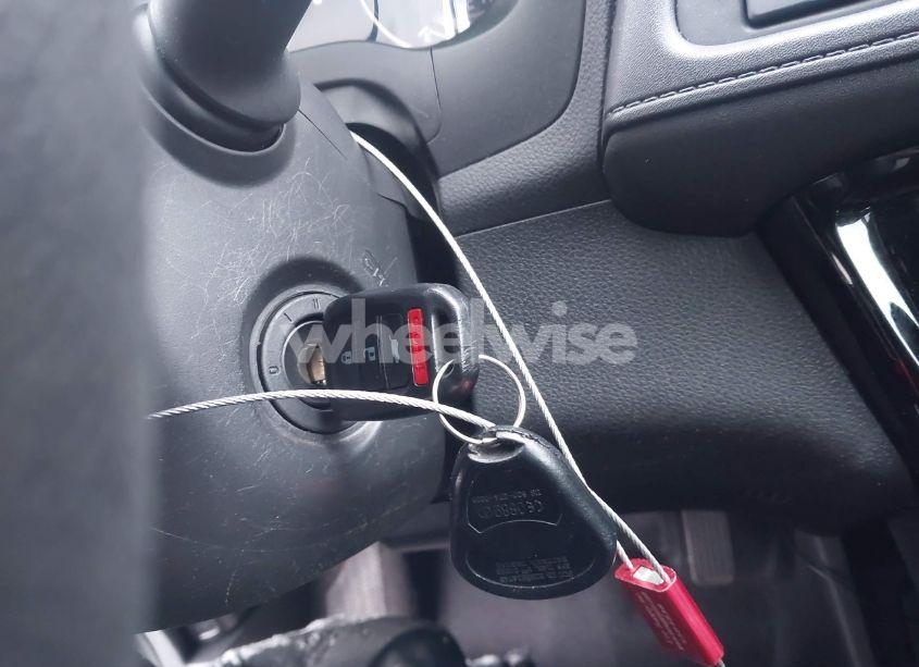 Photo 11 of 2017 Honda Hr-v LX (VIN 3CZRU6H35HG703155)