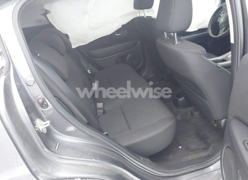 Photo 8 of 2017 Honda Hr-v LX (VIN 3CZRU6H35HG703155)