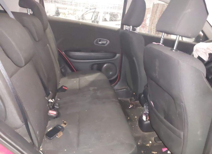 Photo 8 of 2017 Honda Hr-v LX (VIN 3CZRU6H35HM730471)