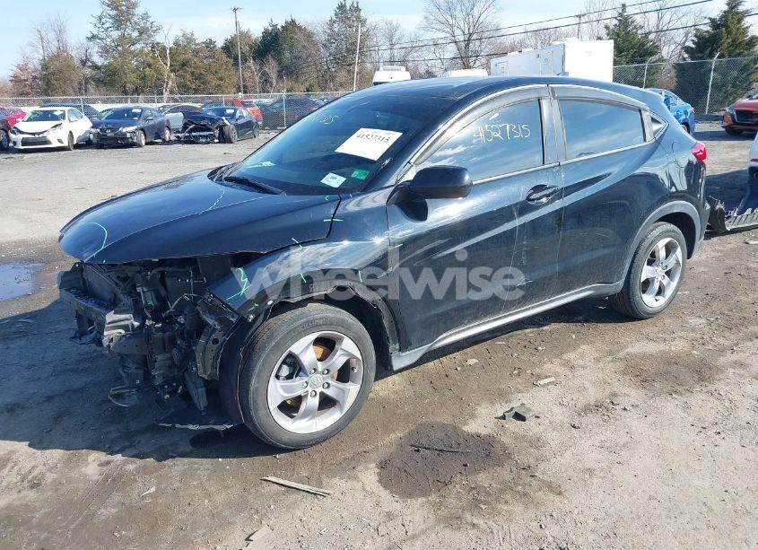 Photo 2 of 2018 Honda Hr-v LX (VIN 3CZRU6H35JG712833)