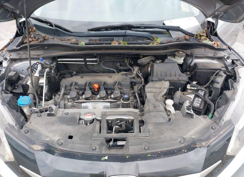 Photo 10 of 2018 Honda Hr-v LX (VIN 3CZRU6H35JG713819)