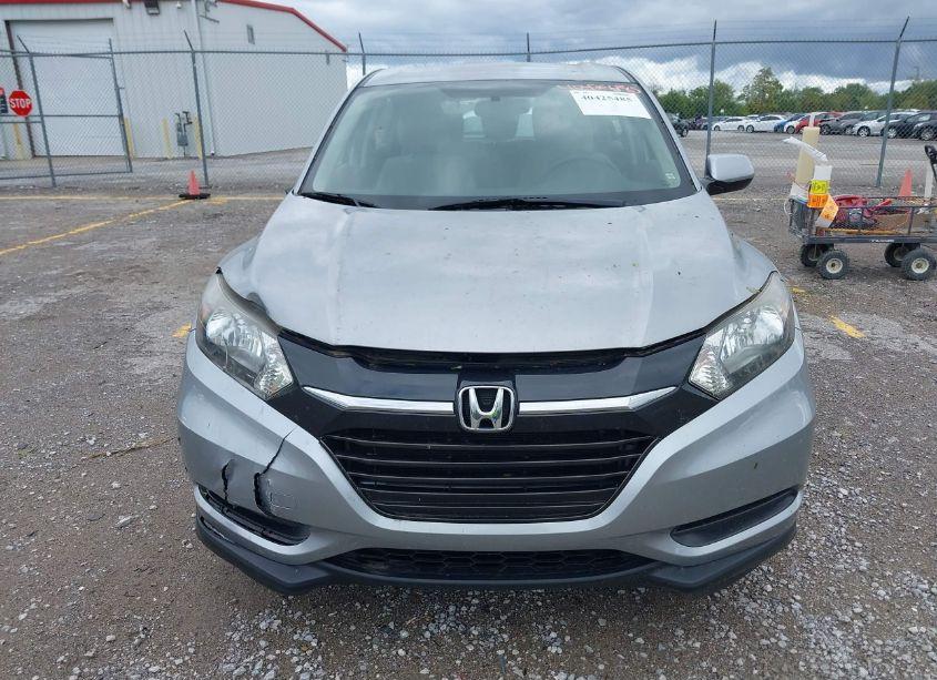 Photo 12 of 2018 Honda Hr-v LX (VIN 3CZRU6H35JG713819)