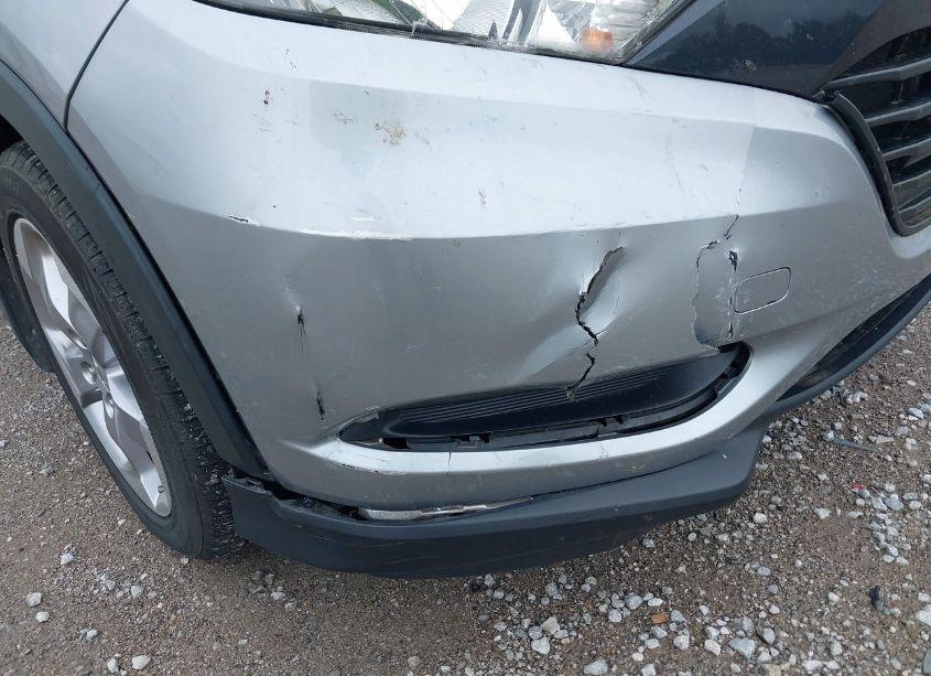 Photo 6 of 2018 Honda Hr-v LX (VIN 3CZRU6H35JG713819)