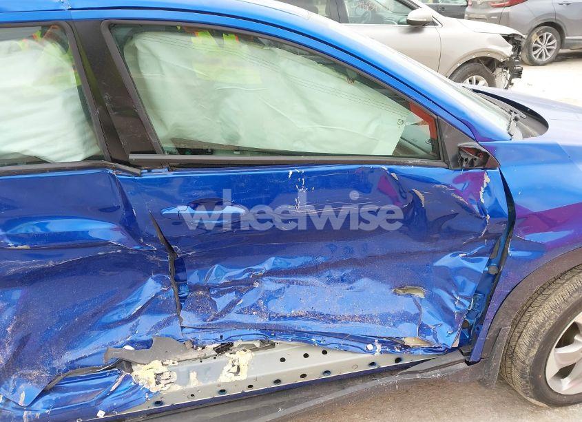 Photo 5 of 2018 Honda Hr-v LX (VIN 3CZRU6H35JM708914)