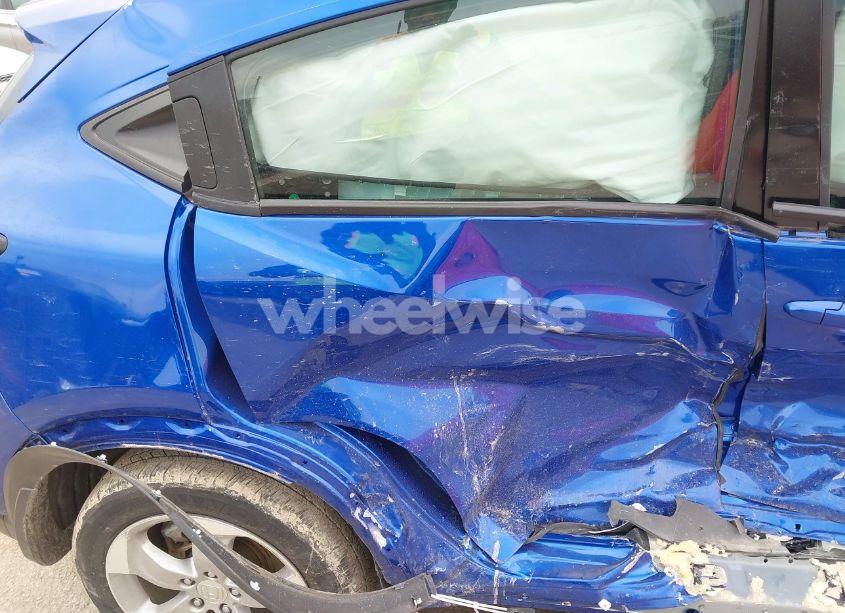 Photo 8 of 2018 Honda Hr-v LX (VIN 3CZRU6H35JM708914)