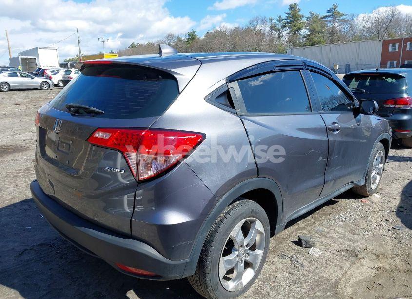 Photo 4 of 2018 Honda Hr-v LX (VIN 3CZRU6H35JM729178)