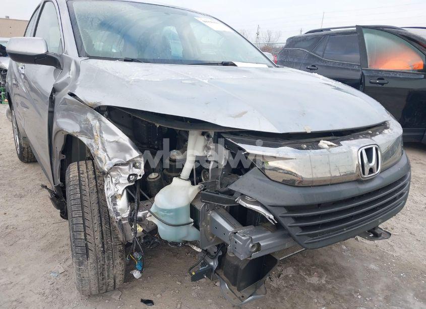 Photo 6 of 2019 Honda Hr-v LX (VIN 3CZRU6H35KG732744)