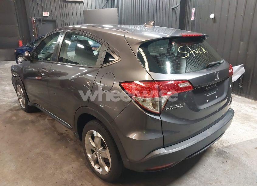 Photo 3 of 2020 Honda Hr-v AWD LX (VIN 3CZRU6H35LG701205)