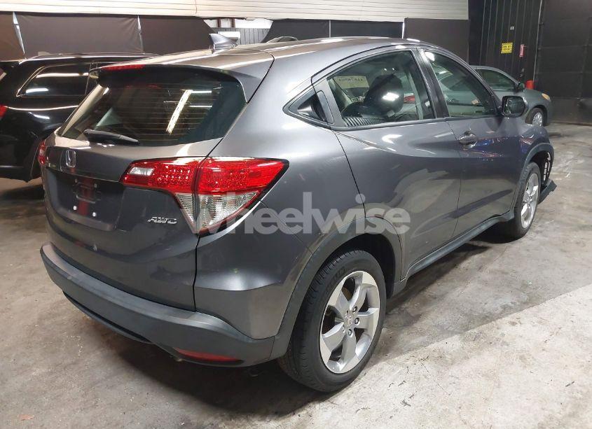 Photo 4 of 2020 Honda Hr-v AWD LX (VIN 3CZRU6H35LG701205)