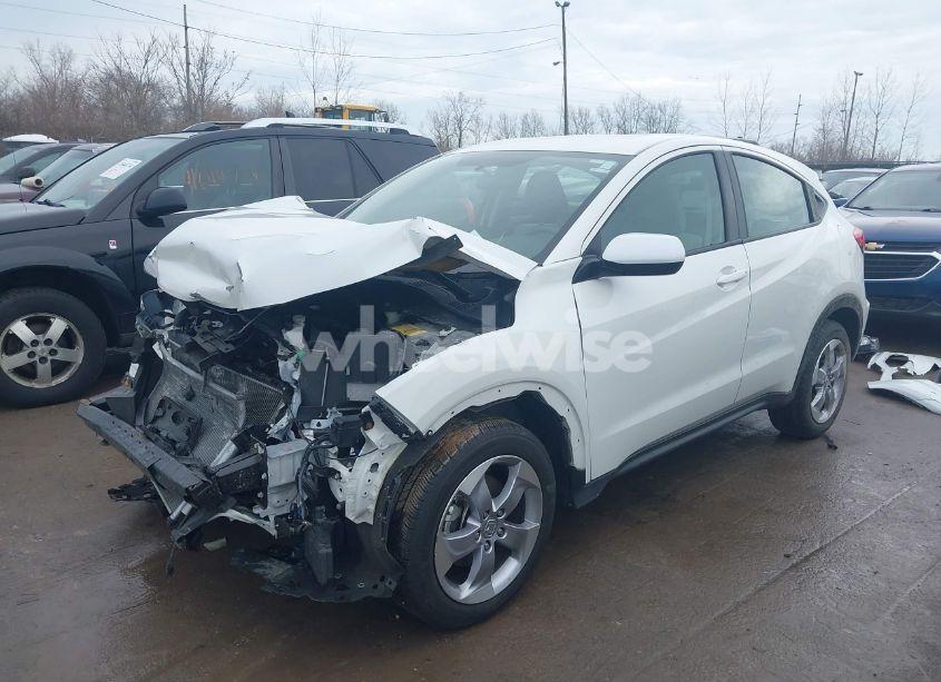 Photo 2 of 2020 Honda Hr-v AWD LX (VIN 3CZRU6H35LM723173)