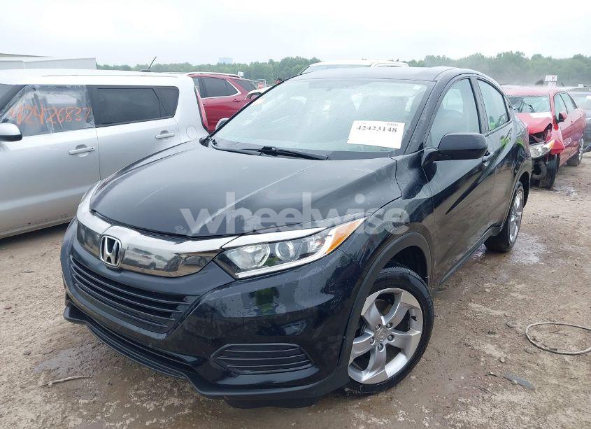 Photo 2 of 2020 Honda Hr-v AWD LX (VIN 3CZRU6H35LM728874)