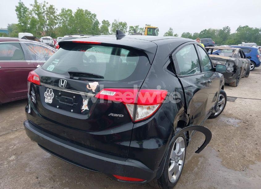 Photo 4 of 2020 Honda Hr-v AWD LX (VIN 3CZRU6H35LM728874)