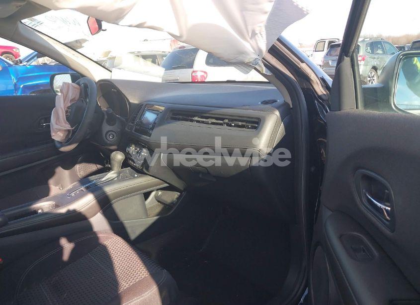 Photo 5 of 2021 Honda Hr-v AWD LX (VIN 3CZRU6H35MM710828)