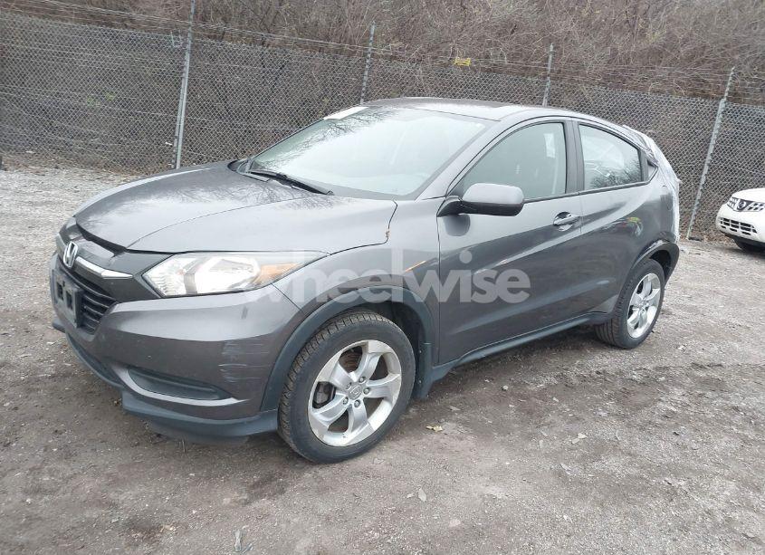 Photo 2 of 2016 Honda Hr-v LX (VIN 3CZRU6H36GM104376)