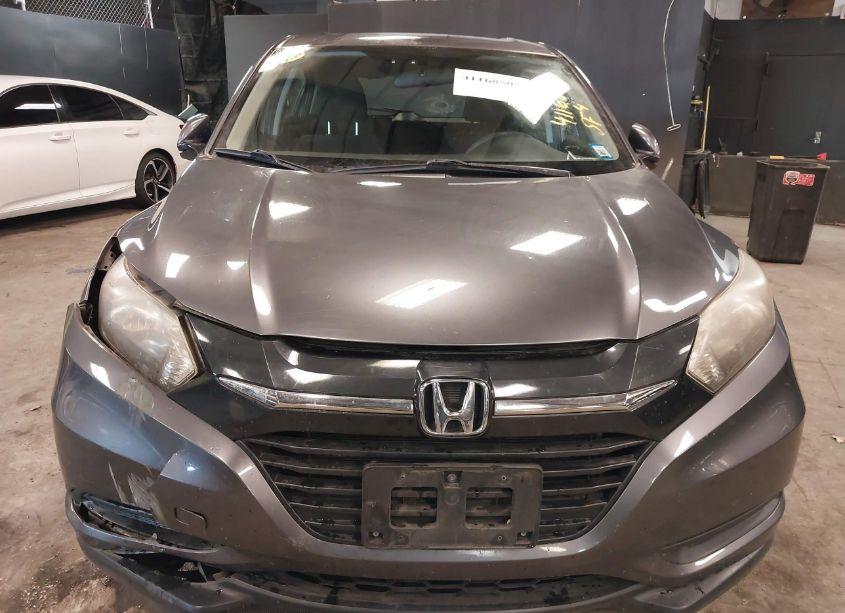 Photo 12 of 2017 Honda Hr-v LX (VIN 3CZRU6H36HG701012)