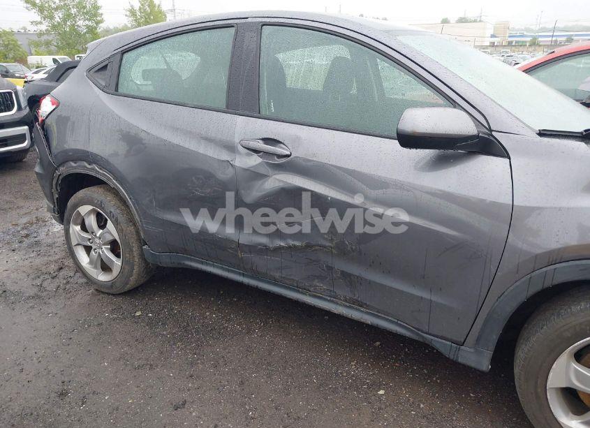 Photo 16 of 2017 Honda Hr-v LX (VIN 3CZRU6H36HG706193)