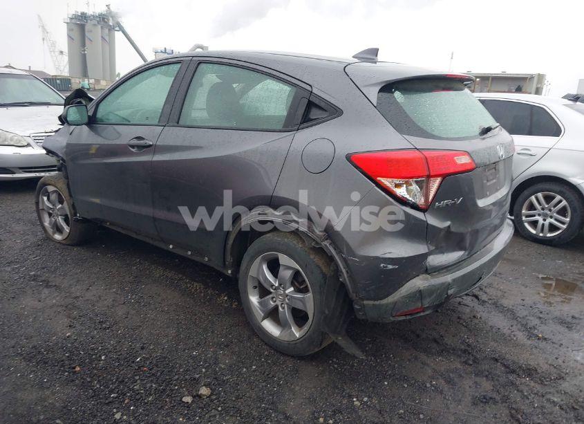 Photo 3 of 2017 Honda Hr-v LX (VIN 3CZRU6H36HG706193)