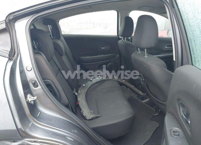 Photo 8 of 2017 Honda Hr-v LX (VIN 3CZRU6H36HG706193)