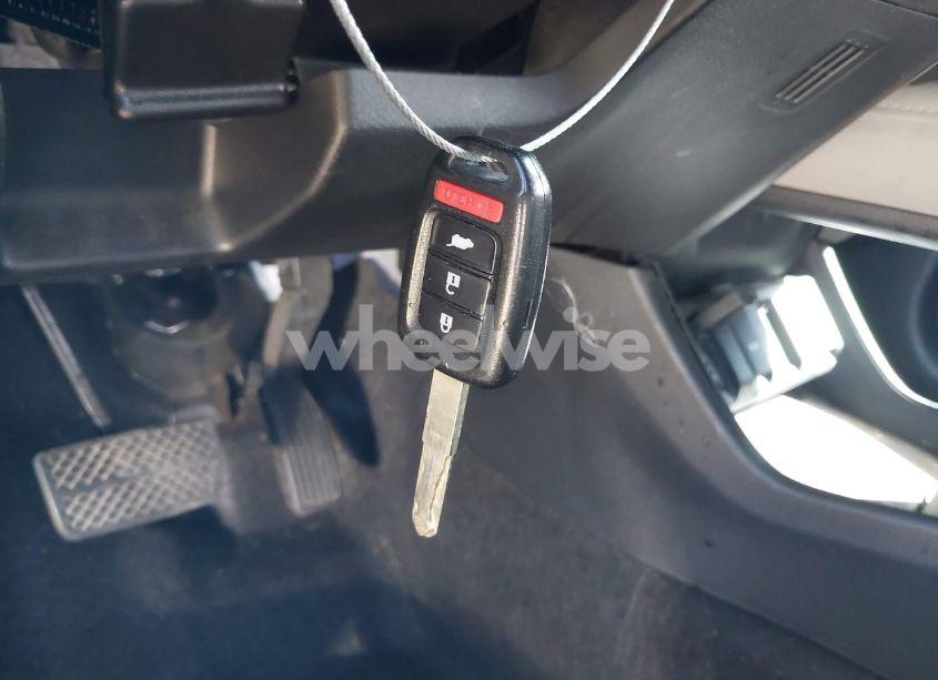 Photo 11 of 2018 Honda Hr-v LX (VIN 3CZRU6H36JG703137)