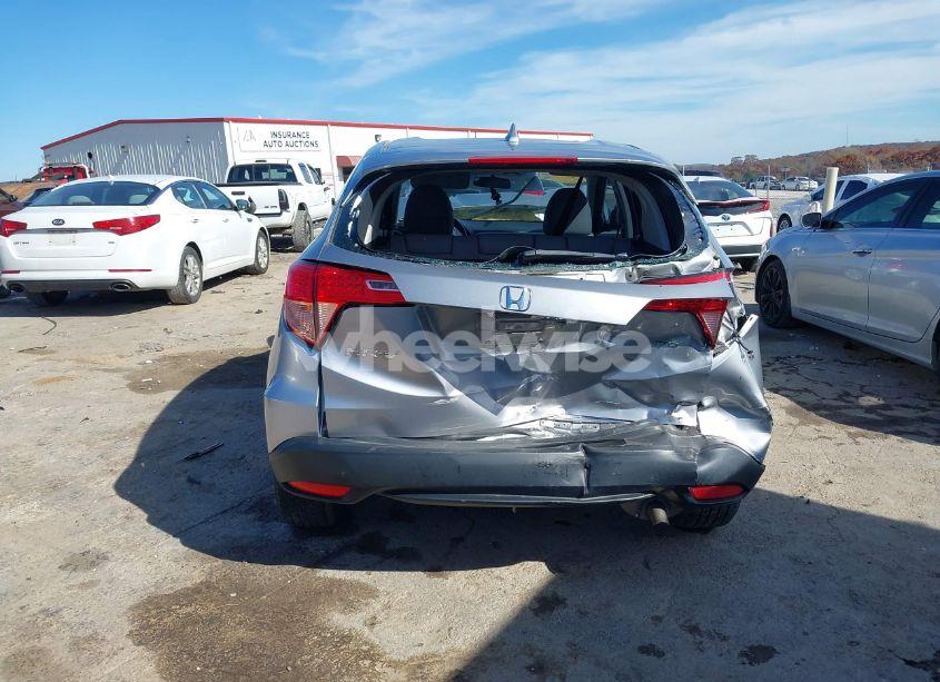 Photo 16 of 2018 Honda Hr-v LX (VIN 3CZRU6H36JG703137)