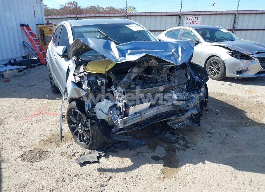 Photo 6 of 2018 Honda Hr-v LX (VIN 3CZRU6H36JG703137)