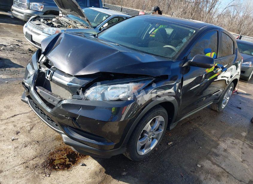 Photo 2 of 2018 Honda Hr-v LX (VIN 3CZRU6H36JG718236)